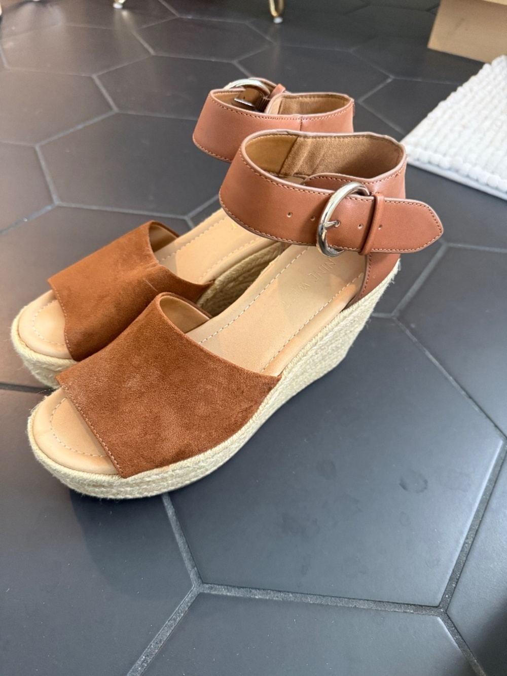 Nine west brown espadrille wedge size 6